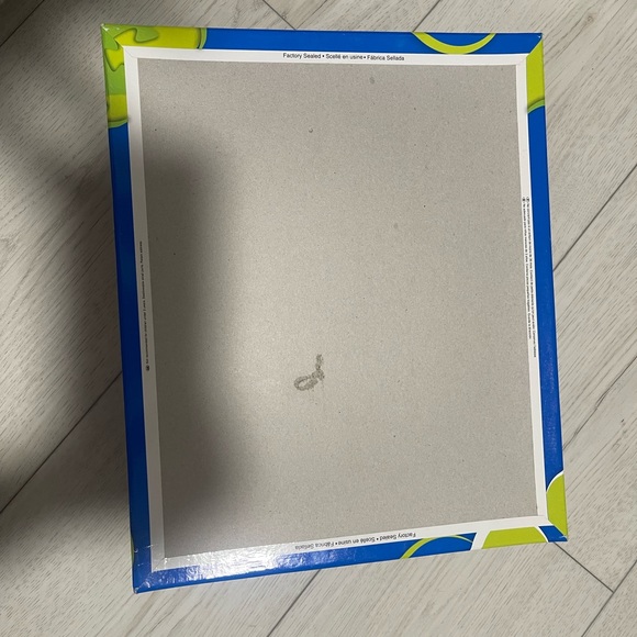 8 Disney puzzles. - Picture 2 of 2